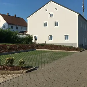 Ferienwohnung Zum Dorfwirt Riedenburg